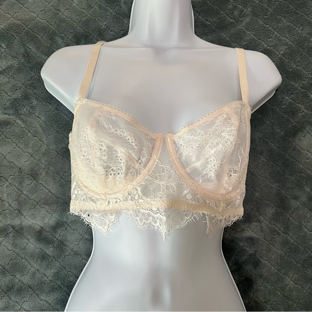 Victoria's Secret Dream Angels Lace Longline Bra Cream Underwire 36D 390497-HAB